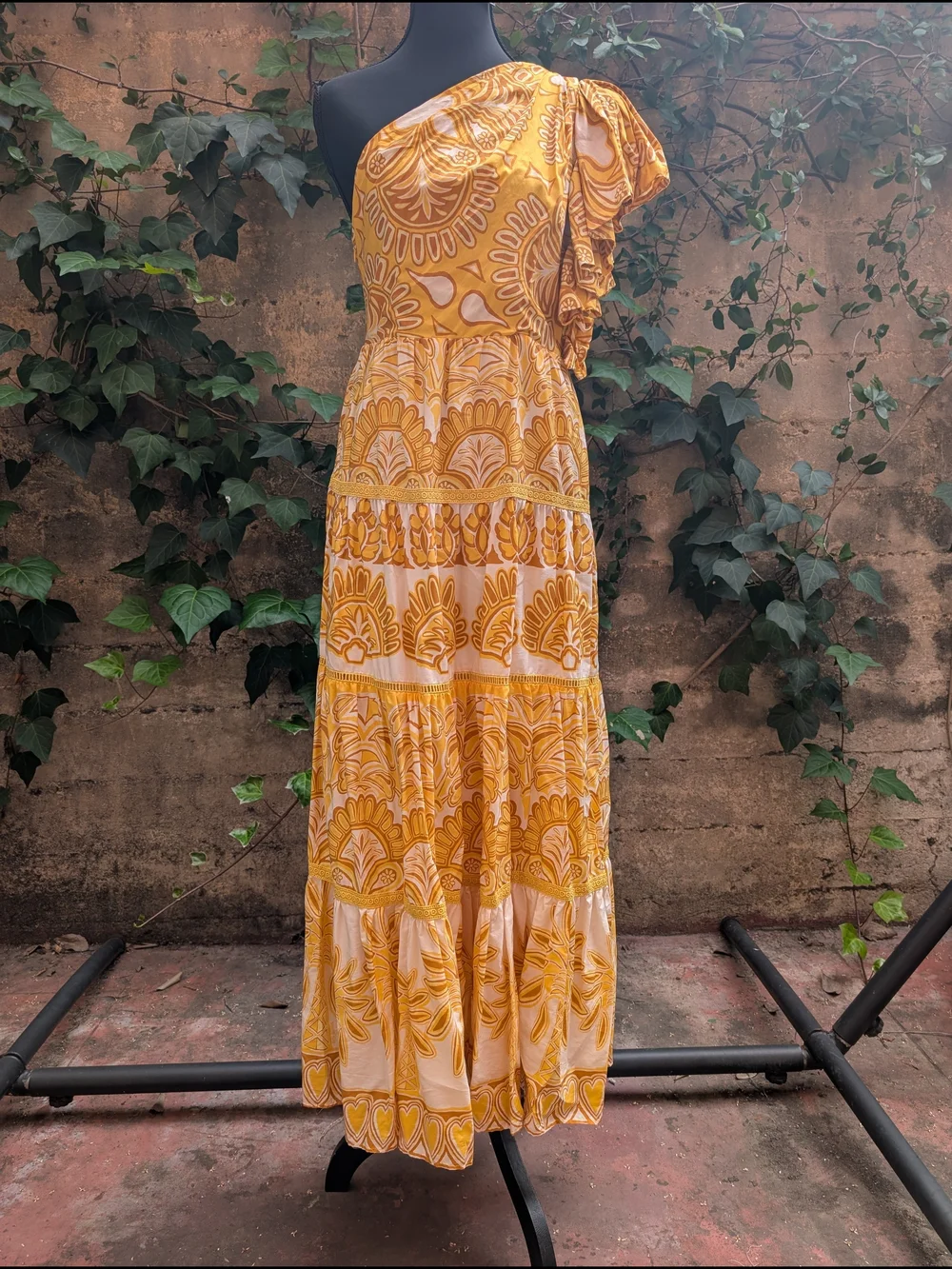 FARM Rio One-Shoulder Yellow & Cream Patterned Maxi Dress - Picture 1 of 13